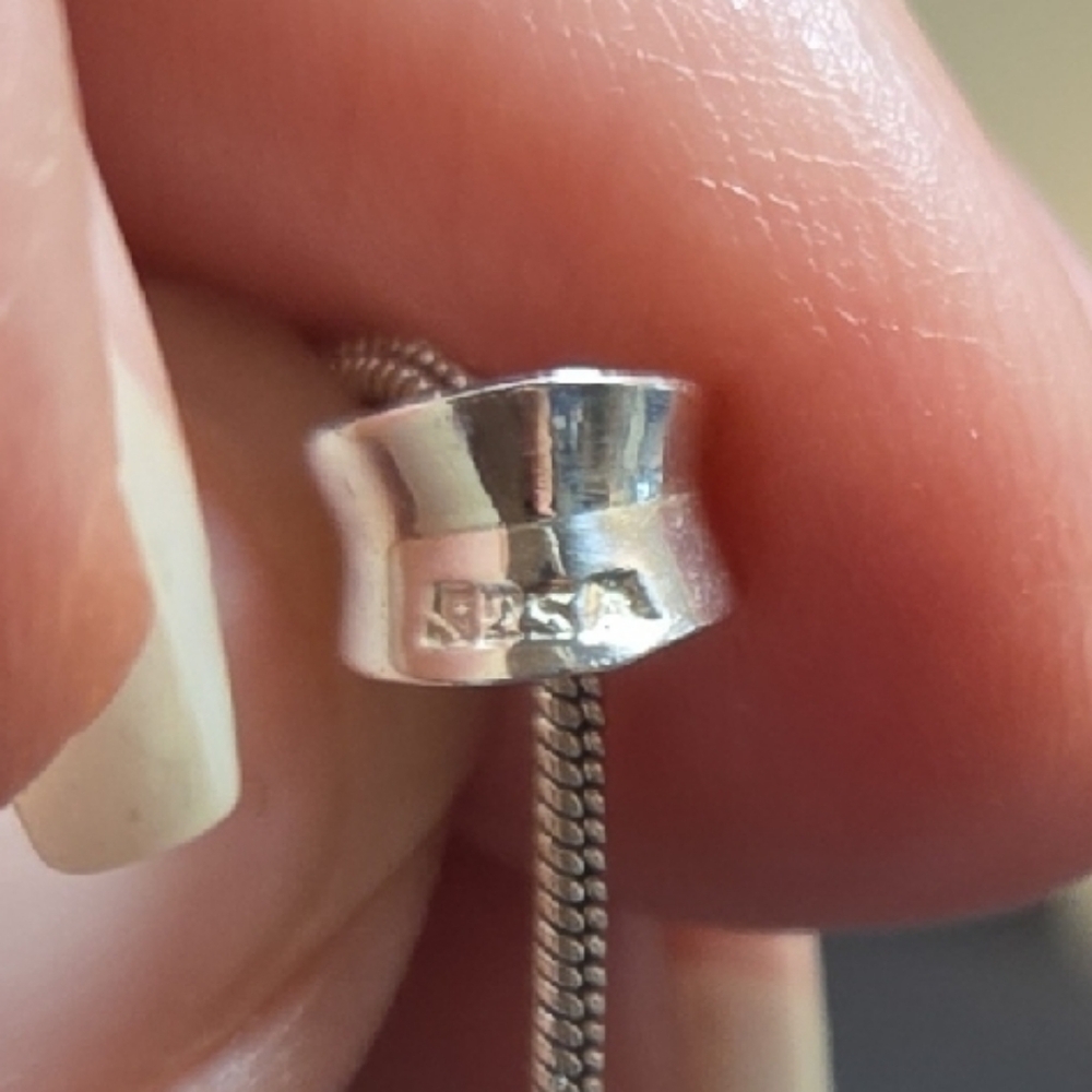 Elegant 925 Sterling Silver Teardrop Pendant Necklace - Picture 5 of 7